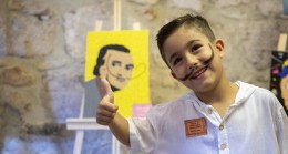 Mersin Büyükşehir Belediyesi Çocuk Gelişim Merkezi Miniklerinin Sanat Sergisi Tarsus’ta Açıldı