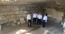 İYİ Parti Heyeti, Tarsus’ta Hz. Danyal Peygamber’in Kabrini Ziyaret Etti