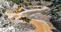 Tarsus Belediyesi’nden Kuzoluk Mahallesi’ne 3 Kilometrelik Yeni Yol