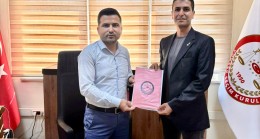 Zafer Partisi Tarsus İlçe Başkanı Mete Can Süren Mazbatasını Aldı