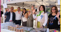 Tarsus Festivalinde Ekolojik Pazar ve Üretici Kadın Stantları İlgi Odağı Oldu