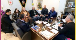 Tarsus Muhtarlar Derneği’nden Akkoza Medya Grubu’na Nezaket Ziyareti