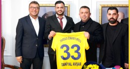 Tarsus İdman Yurdu’ndan MHP’ye Ziyaret