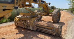 Tarsus Mahmutağa Mahallesi Grup Yolunda Sathi Asfalt Çalışmaları Başladı