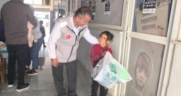 TARSUS UMUT KERVANI’NDAN YETİM VE MUHTAÇ ÇOCUKLARA BAYRAMLIK GİYİM YARDIMI