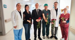 Kaymakam Akyüz’den Tarsus Devlet Hastanesi’ne 1 Mayıs Kutlaması
