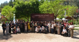 MERAL SEÇER, ANNELER GÜNÜ’NDE ŞEHİT ANNELERİYLE BİR ARAYA GELDİ