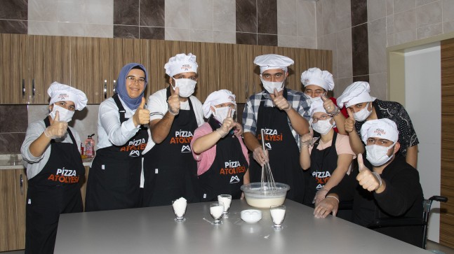 Mersin Büyükşehir Belediyesi ’nin Mutfağında Yetişen Özel Aşçılar Oldukça İddialı