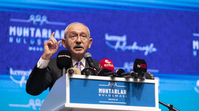 CHP Lideri Kılıçdaroğlu Ve Başkan Seçer Mersin’de Muhtarlarla Bir Araya Geldi