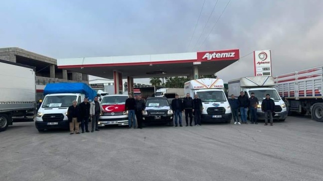 Tarsuslu Çiftçilerimiz Deprem Bölgelerine 5 Araç Yardım Malzemesi Gönderdi