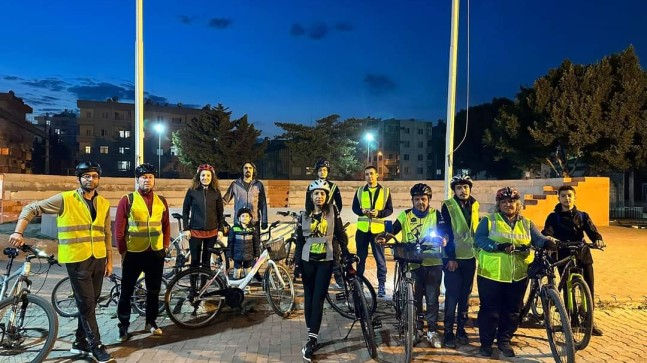 TABİT,”ÇOCUĞUN DÜNYASI OYUNDUR”KAMPANYASIYLA TOPLADIĞI 240 OYUNCAĞI DEPREMZEDE ÇOCUKLARA DAĞITTI