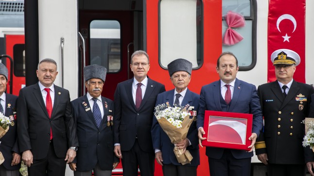 Atatürk’ün Mersin’e Gelişinin 100. Yıl Dönümü Törenle Anıldı