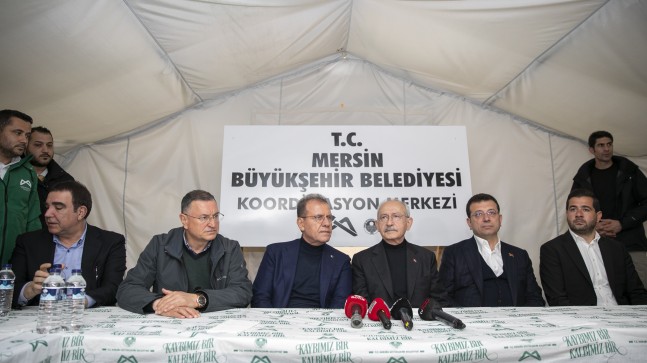 Kılıçdaroğlu, Mersin Büyükşehir’in Hatay’daki Çadırkentini Ziyaret Etti