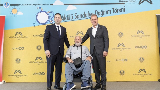 Başkan Seçer, Akülü Sandalye Dağıtım Töreni’ne Katıldı