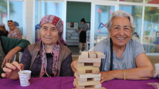 Mersin Büyükşehir’den ‘80’ler Buluşması’