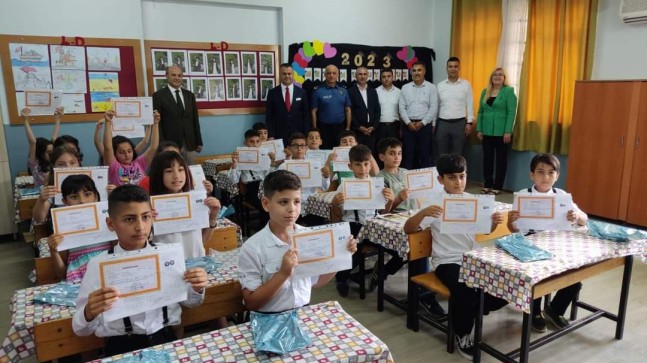 Tarsus’ta Toplam 83.177 Öğrenci Karne Aldı