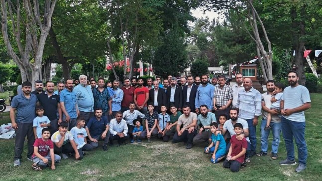 HÜDA PAR Mersin Milletvekili Faruk Dinç :”Gençlerle Birlikte Daha İyi Bir Gelecek İnşa Etmek İçin Çalışmaya Devam “
