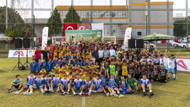 Büyükşehir U-11 ve U-12 Futbol Şenliği Sona Erdi