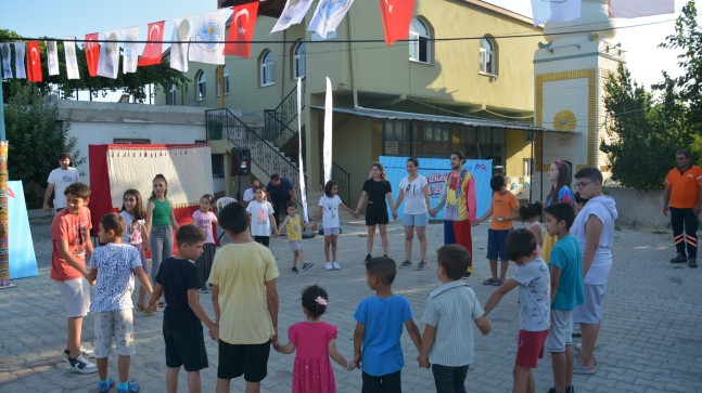 Büyükşehir’den Çocuklara Mutluluk Veren Şenlikler