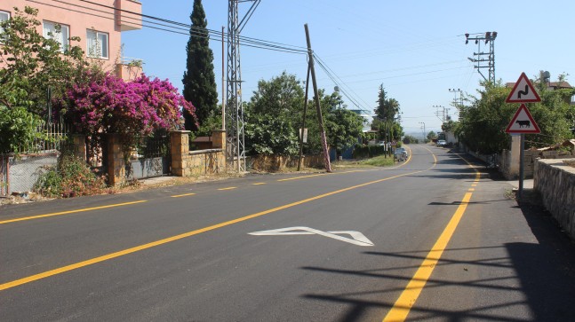 Büyükşehir Ekipleri Buluklu, Kurdali ve Halkkent Mahallelerinde Yolu Yeniledi