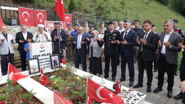 Eren Bülbül Şehadetinin 6. Yılında Mezarı Başında Anıldı