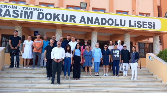 Tarsus Rasim Dokur Anadolu Lisesi’nde Yeni Döneme Heyecanla Başlandı… Üç Kalem Eğitim Kurumu Müdürü Vural Başken Öğrencilere Motivasyon Konuşması Yaptı