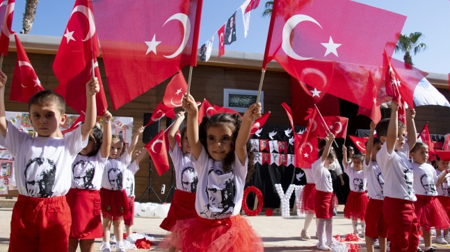 Büyükşehir’in Çocuk Gelişim Merkezlerinde 100. Yıl Coşkusu