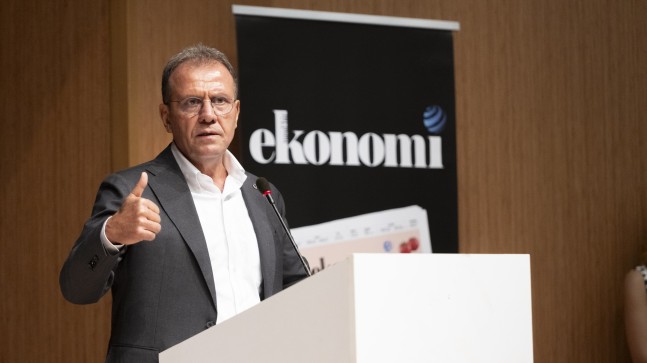 Seçer’den Sosyal Konut Vurgusu: “Orta Geliri Olan Bir İnsanın Bırakın Konut Satın Almayı Kiralama Şansı Kalmamış”