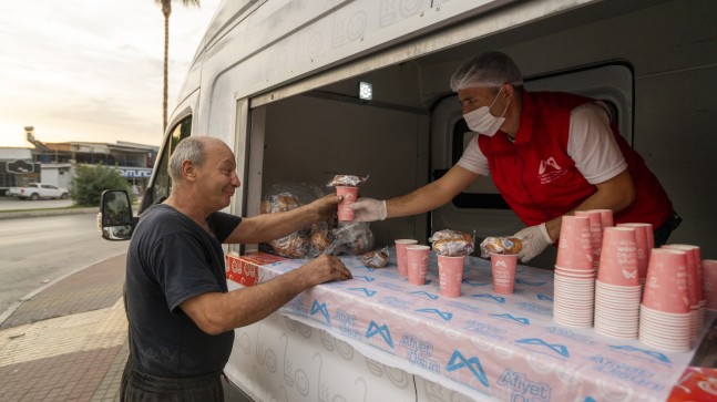 ‘1 Ekmek 1 Çorba’ Uygulaması 61 Noktada Başladı