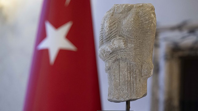 Türkiye’den İngiltere’ye Kaçırılan Milattan Önce 6. Yüzyıla Ait Heykel Yurda Dönüyor