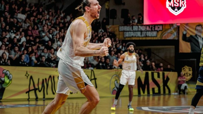 Carettalar Fenerbahçe’yi Ezdi Geçti