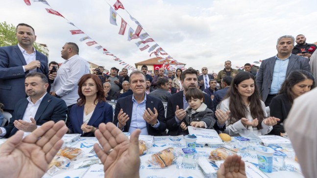 Başkan Seçer, ‘Bayram Sofrası’nda Tarsus Halkıyla Buluştu