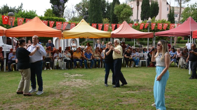 BÜYÜKŞEHİR TARSUS EMEKLİ EVİ ÜYELERİ BAHAR’IN COŞKUSUNU ŞENLİKLE YAŞADI