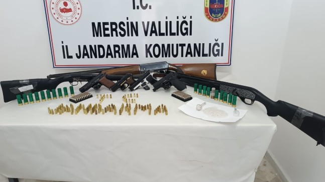 Jandarmadan Silah Kaçakçılığı Operasyonu