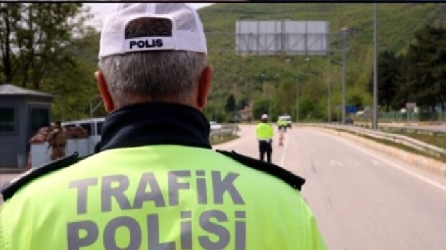 Bayram Tatilinde Yol Güvenliği 66 Bin 92 Personelle Sağlanacak
