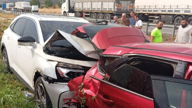 Otoyol Damlama bölgesinde kaza “1 ölü, 5 yaralı”
