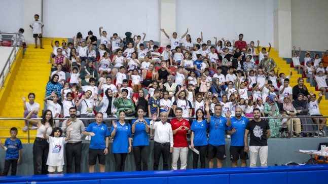 Büyükşehir’in Örnek Projesi Sporbüs 8 Bine Yakın Çocuğa Ulaştı