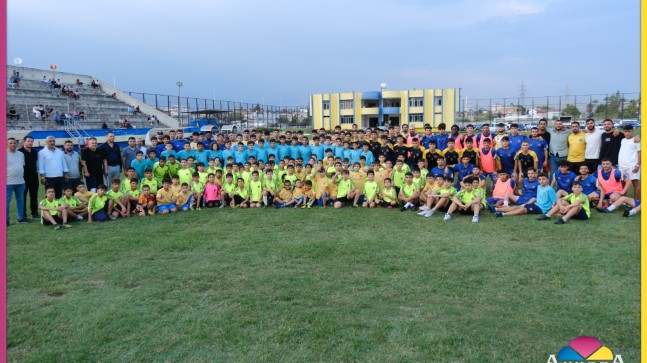 TARSUS SPOR “TAM KADRO” TOP BAŞI YAPTI