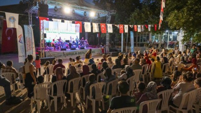 Büyükşehir’le Mersin’in Dört Bir Yanı Şenlik Alanı