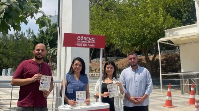 Figen Acıyiyen:”Partimizin kapıları öğrenci kardeşlerimiz için ardına kadar açık”