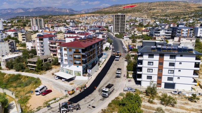 Büyükşehir Ekipleri Mut’ta Önemli Çalışmalara İmza Atıyor