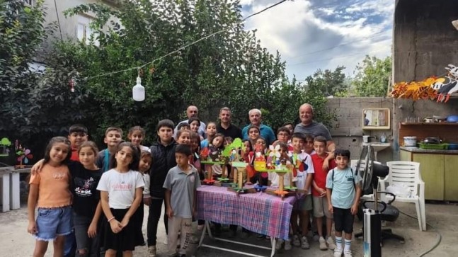 Öğrenciler, Ahşap Tasarım Ustası Murat Sönmez’i Ziyaret Etti