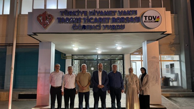 Türkiye Diyanet Vakfı Tarsus Ticaret Borsası Öğrenci Yurdunu Ziyaret Etti