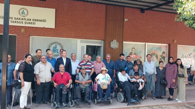 Ülkü Ocakları Tarsus İlçe Başkanı Muhittin Can Külahlı’dan Tarsus Sakatlar Derneği’ne Ziyaret