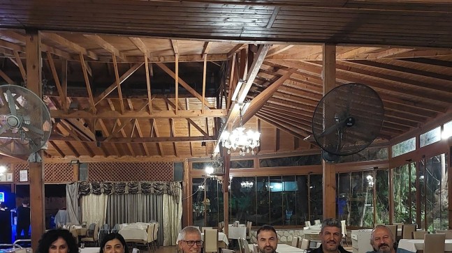 Tarsus Gelecek Spor Kulübü’nden Namağlup Başarı: Yöneticiler ve Oyuncular Akşam Yemeğinde Bir Araya Geldi