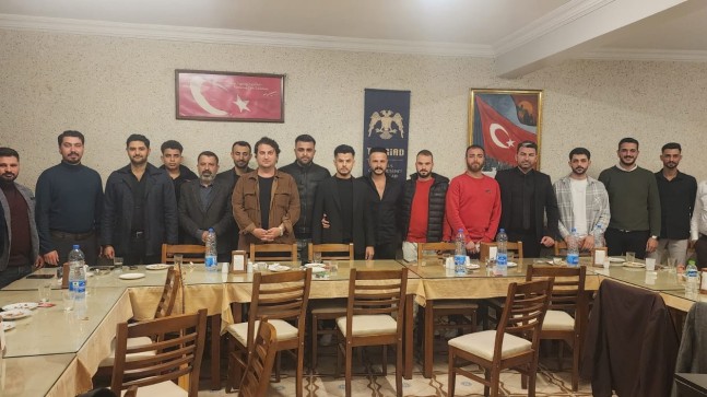 Tarsus’ta Genç İş Adamları Özel Akşam Yemeğinde Bir Araya Geldi