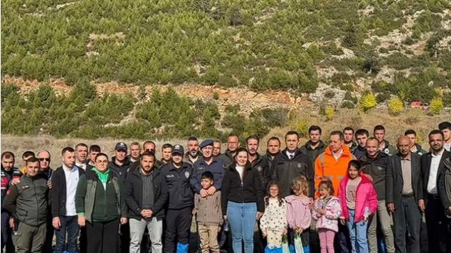 Çamlıyayla’da “Geleceğe Nefes İnsanlığa Nefes” Etkinliğinde 1000 Fidan Toprakla Buluştu