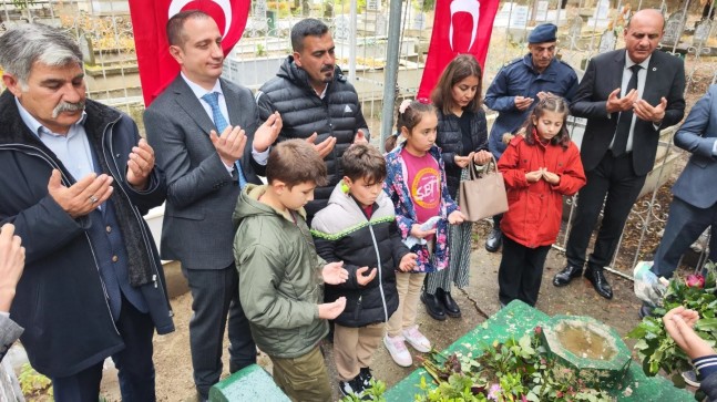 Şehit Öğretmenimiz Buminhan Temizkan Dualarla Anıldı