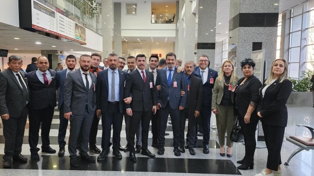 MHP Tarsus, TBMM Grup Toplantısı’na Güçlü Katılım Sağladı