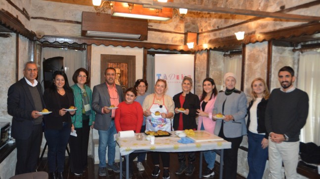 Tarsus’un Yöresel Lezzeti Kokulu Çörek, TADEKA’da Pişirildi